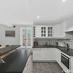 Spacious One-bedroom Just 1 Minute Walk From Montparnasse Train